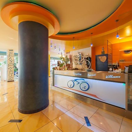 Hotel Senior カットーリカ エクステリア 写真