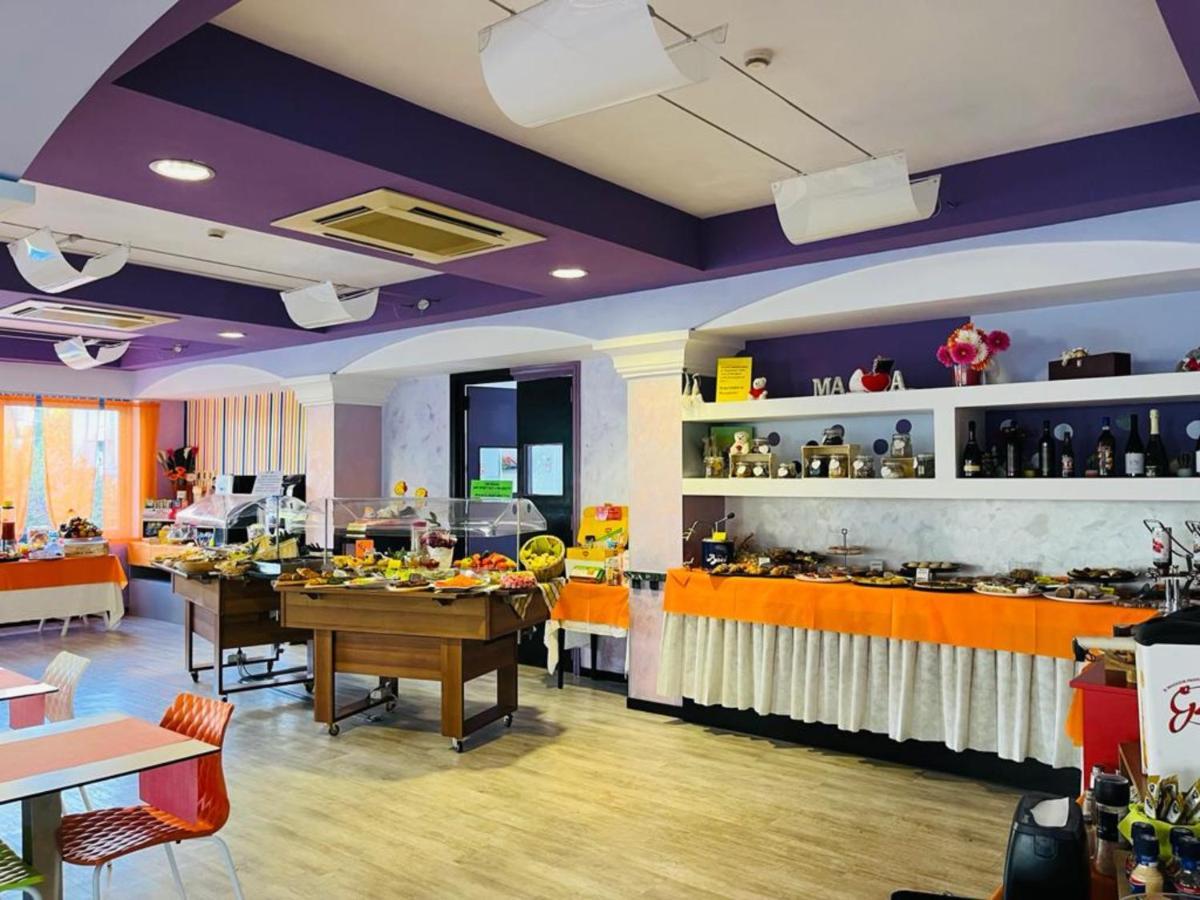 Hotel Senior カットーリカ エクステリア 写真